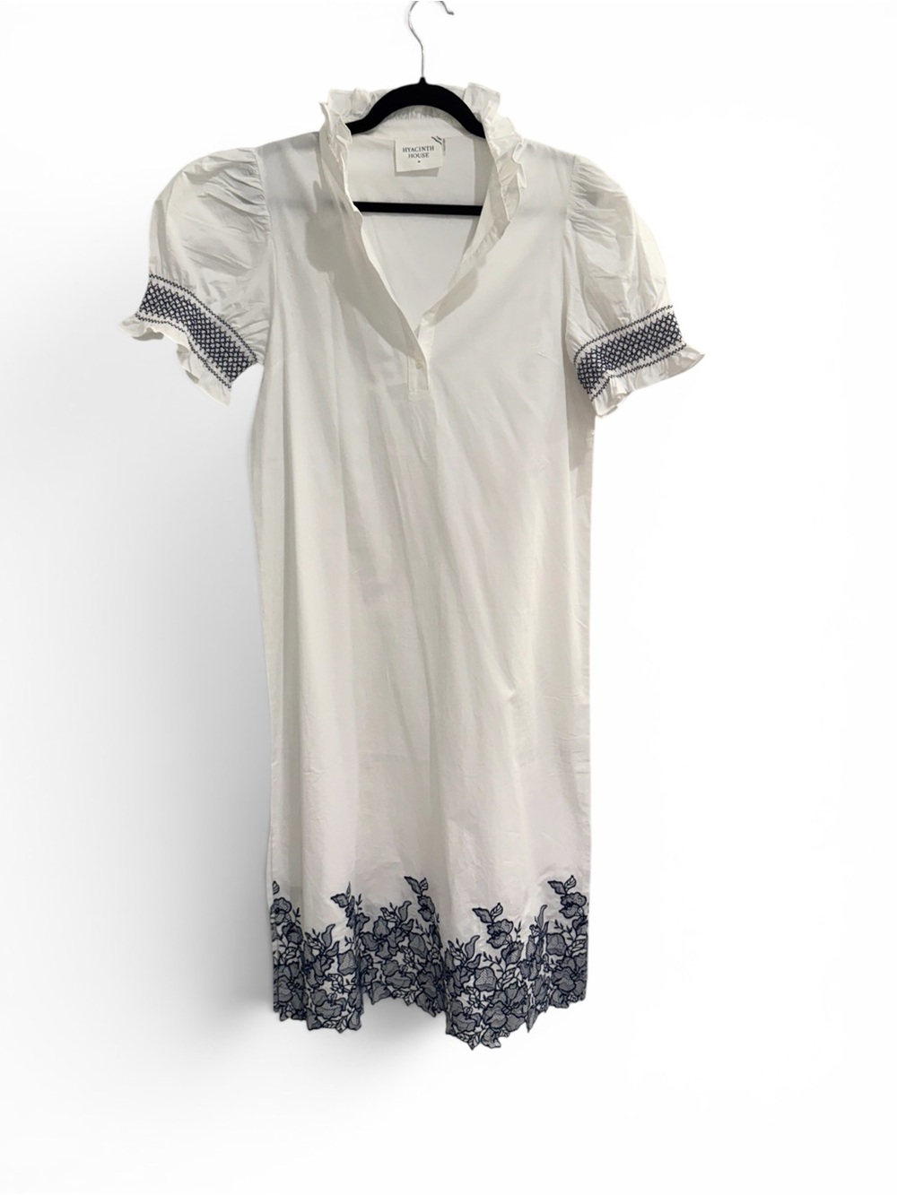 Tuckernuck Hyacinth House White Midi Dress with Navy Floral Lace Hem—NWT - Picture 2 of 9